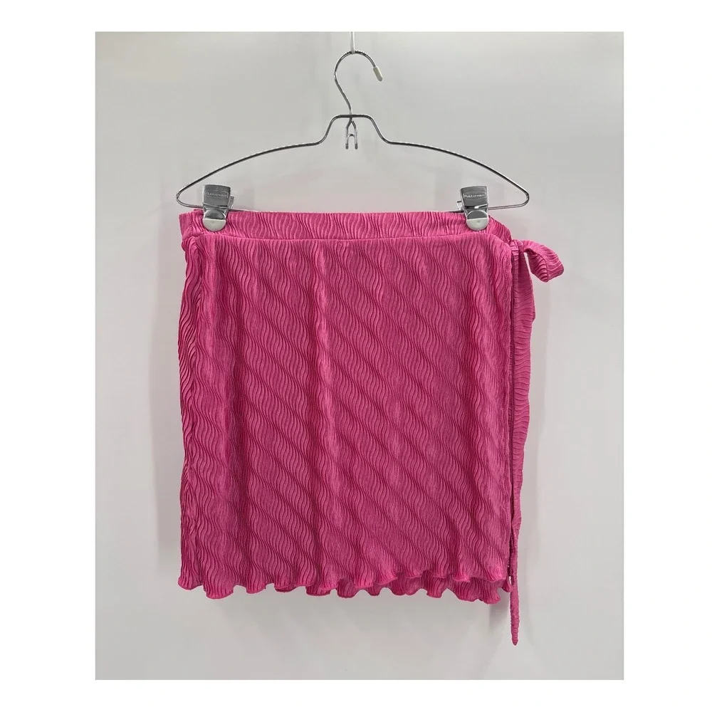 Lulus Cute Praise‎ Hot Pink Plisse Satin Faux-Wrap Mini Skort NWT Large Fuchsia